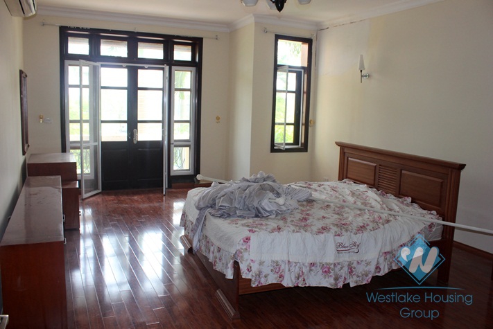 Big size and nice house for rent in Ciputra, Tay Ho, Ha Noi